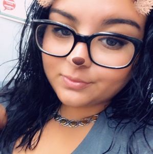 Meet your Posher, Marie